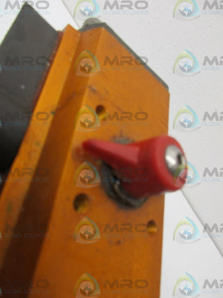 NORBRO 05-RDA40-1SD000-A PNEUMATIC ACTUATOR *USED*