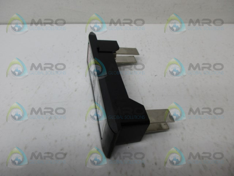 MEM M 30A 660V FUSE HOLDER NSNP