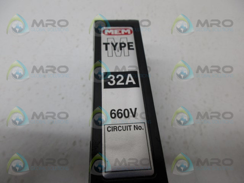 MEM M 30A 660V FUSE HOLDER NSNP
