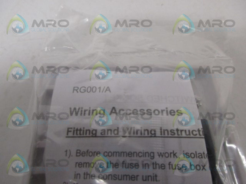 INDUSTRIAL MRO RG001/A WIRING ACCESSORIES *NEW IN FACTORY BAG*