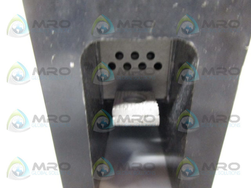 GENERAL ELECTRIC TEB111015 CIRCUIT BREAKER *NEW NO BOX*