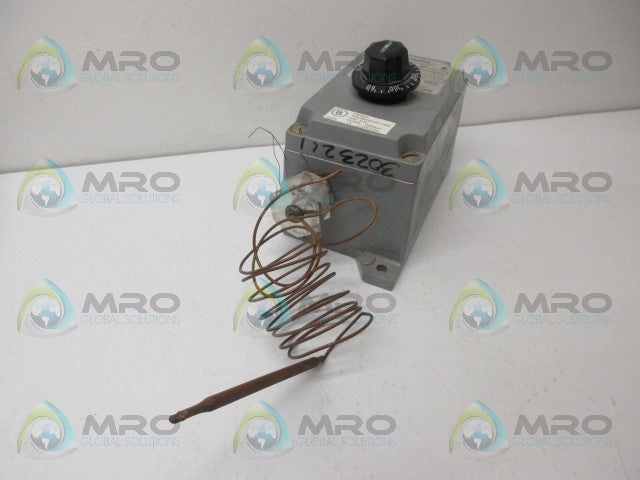 CHROMALOX AR-214EP THERMOSTAT *NEW NO BOX*