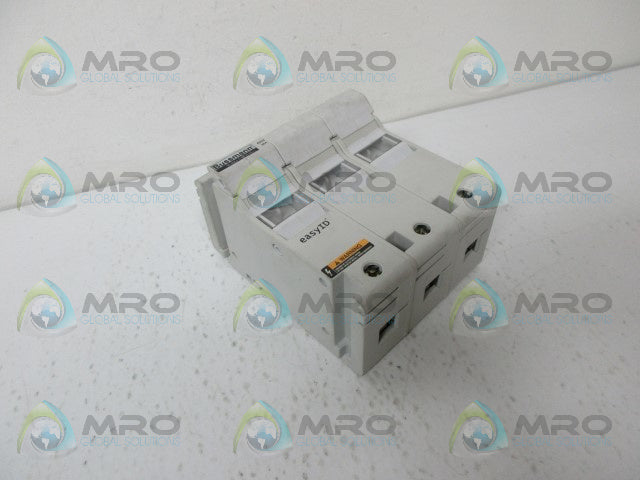 BUSSMANN CH30J3 FUSE HOLDER *NEW NO BOX*