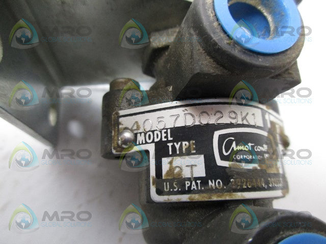 AMOT 4057D029K1 3WAY VALVE *NEW NO BOX*