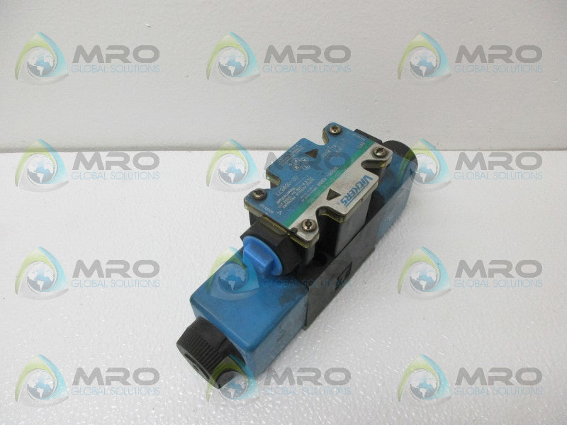 VICKERS DG4V-3S-2N-M-FW-B5-60 HYDRAULIC DIRECTIONAL CONTROL VALVE *USED*