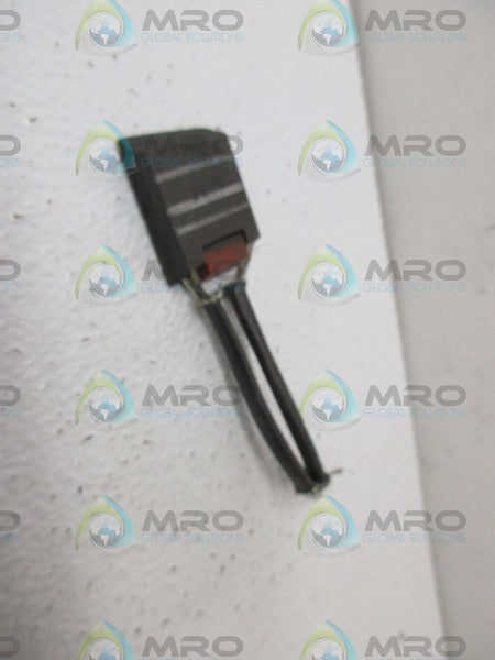 INDUSTRIAL MRO 44-AT CARBON BRUSH *USED*