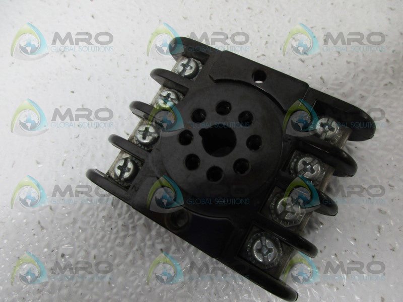 AMPHENOL 146 RELAY SOCKET *USED*