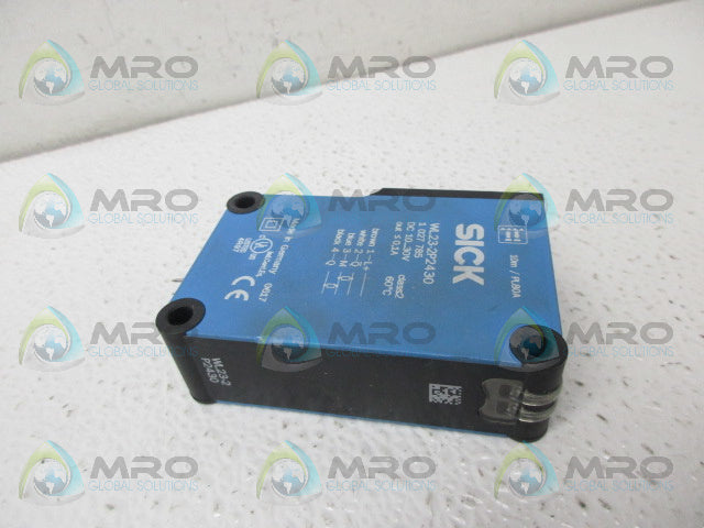 SICK WL23-2P2430 PHOTOELECTRIC SENSOR *USED*