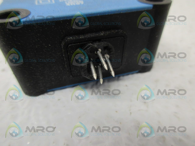 SICK WL23-2P2430 PHOTOELECTRIC SENSOR *USED*
