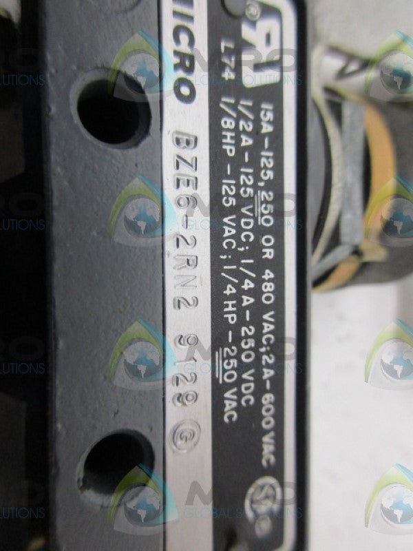 MICROSWITCH BZE6-2RN2 LIMIT SWITCH (AS PICTURED) *NEW IN BOX*