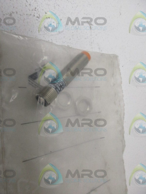 IFM EFECTOR IF5712 INDUCTIVE SENSOR *NEW IN FACTORY BAG*
