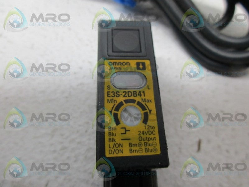 OMRON E3S-2DB41 PHOTOELECTRIC SWITCH UNMP