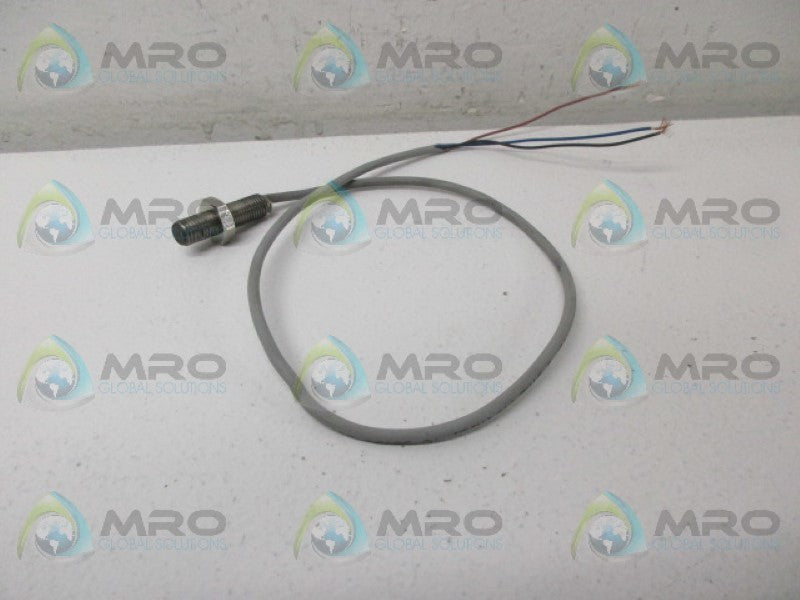 CUTLER HAMMER E57EAL8T111SP INDUCTIVE PROXIMITY SENSOR UNMP