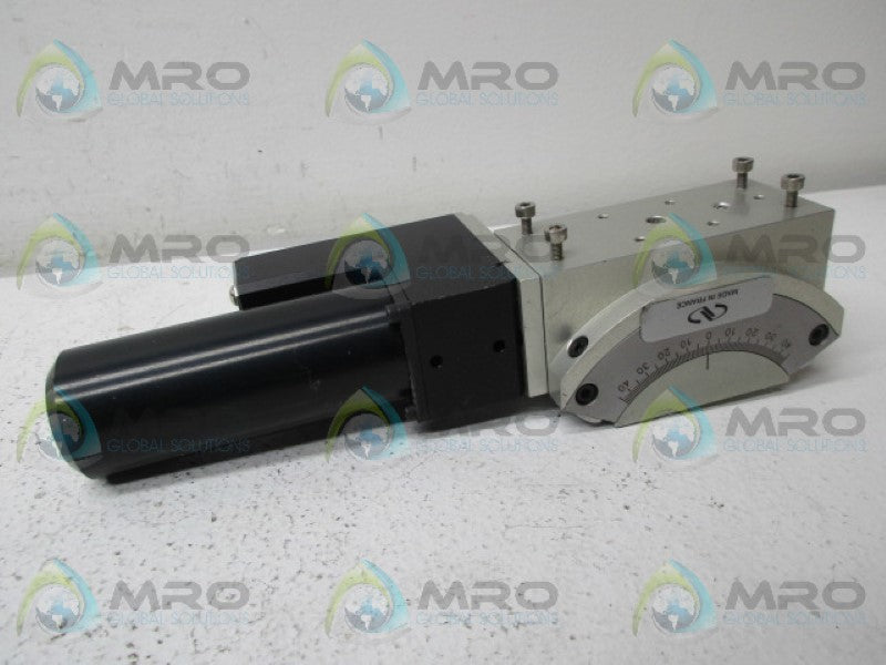 NEWPORT M-BGM50CC HIGH PRECISION MOTORIZED GONIOMETRIC CRADLE *USED*