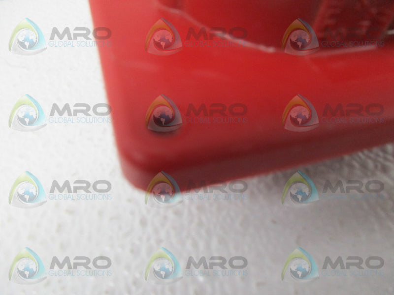 HUBBEL 420R7W PIN & SLEEVE RECEPTACLE *USED*