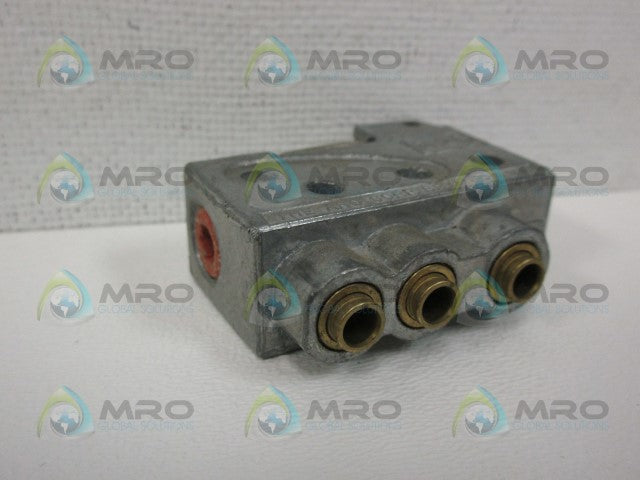 ARO 203-2-C MINI VALVE *NEW NO BOX*