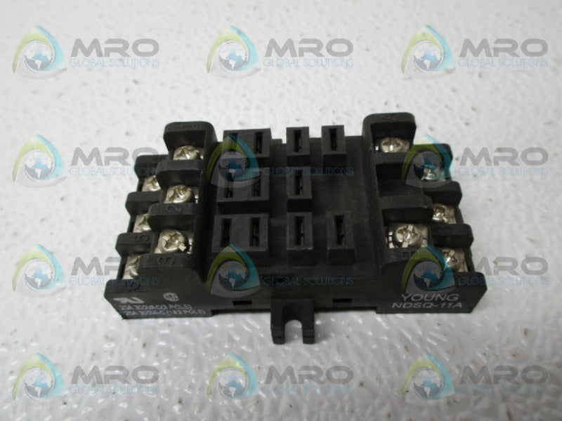 YOUNG NDSQ-11A  UNMP