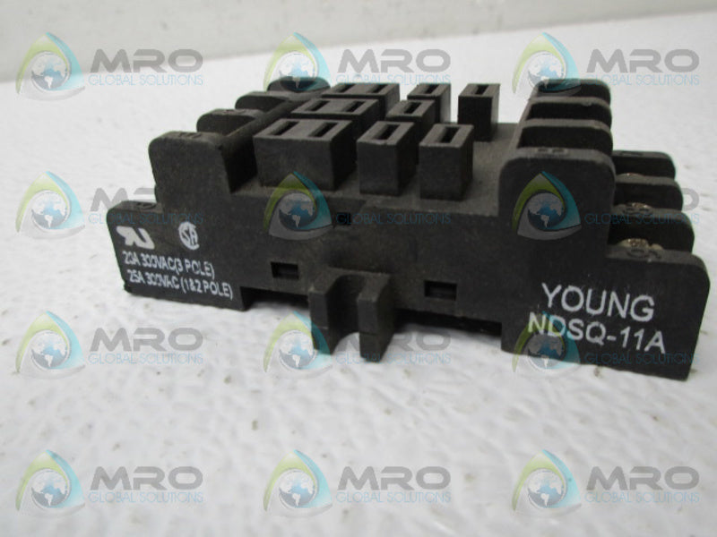 YOUNG NDSQ-11A  UNMP