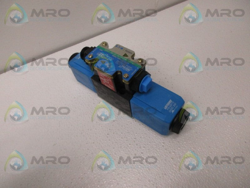 VICKERS DG4V-3S-2C-M-FPA5WL-H5-60 HYDRAULIC VALVE *NEW NO BOX*