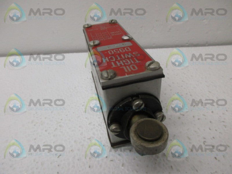 NAMCO D950-1-T OIL TIGHT SWITCH *NEW NO BOX*