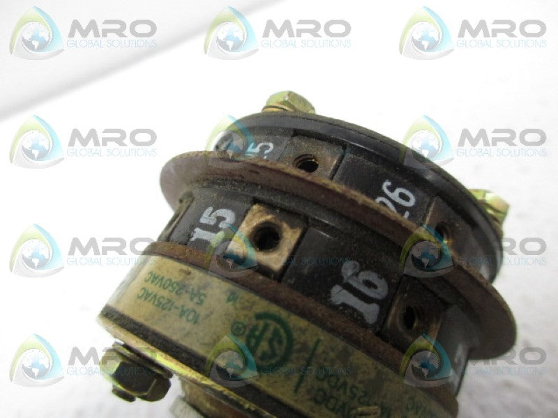 ELECTROSWITCH 31302A ROTYARY SWITCH *USED*