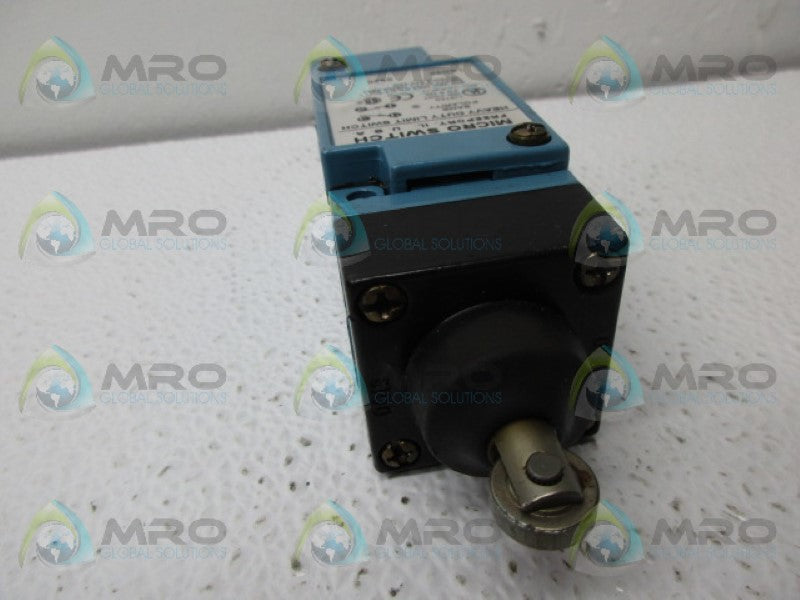 MICROSWITCH LSD3K HEAVY DUTY LIMIT SWITCH *NEW NO BOX*