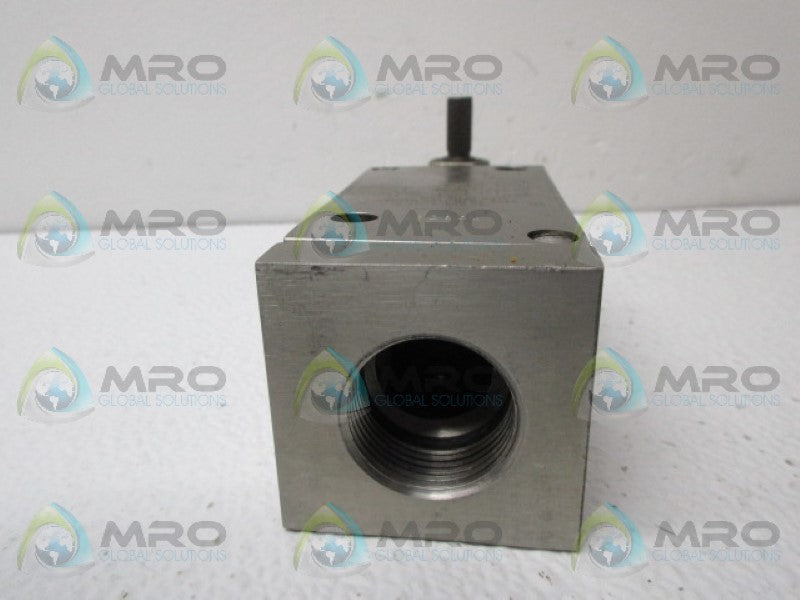 MICROSWITCH LS2A4L HEAVY DUTY LIMIT SWITCH *NEW NO BOX*