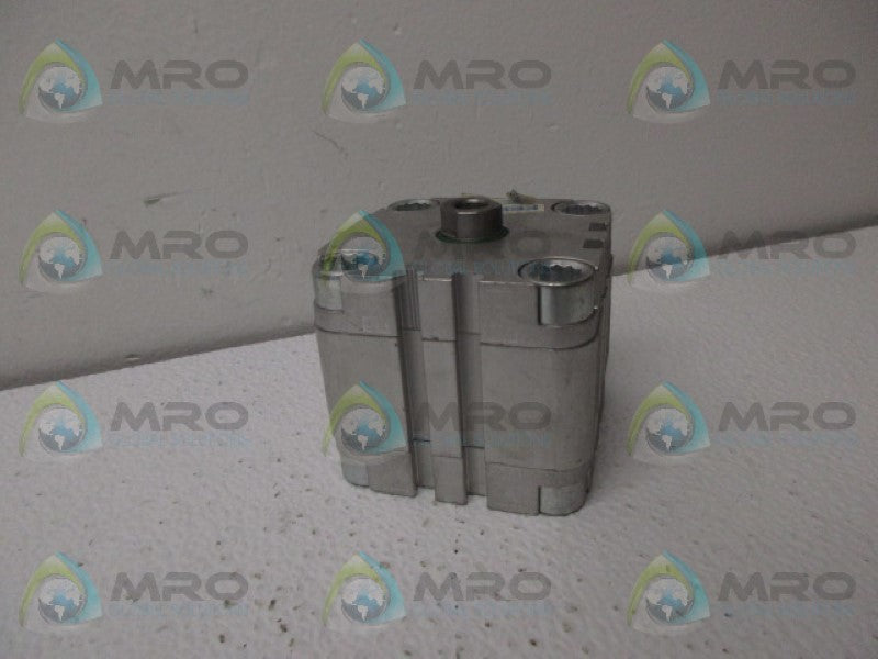 FESTO ADVU-50-15-P-A COMPACT CYLINDER *NEW NO BOX*