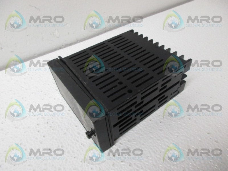 OMRON E5EK-AA2-500 DIGITAL CONTROLLER UNMP
