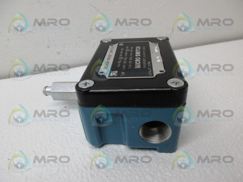 MICROSWITCH OP-Q LIMIT SWITCH *NEW NO BOX*