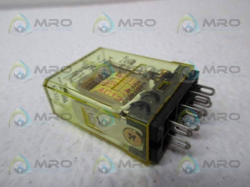 IDEC RY2S-U RELAY 120VAC *NEW NO BOX*