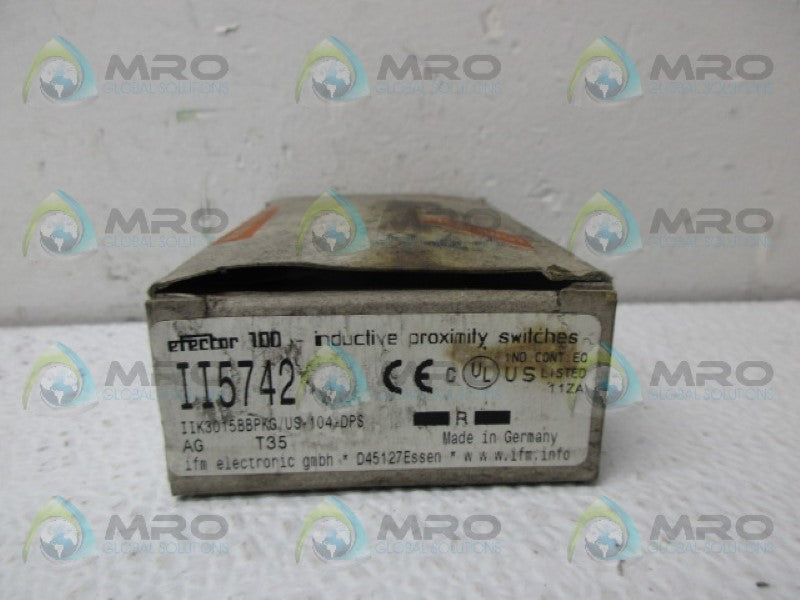 IFM EFECTOR II5742 INDUCTIVE PROXIMITY SENSOR *NEW IN BOX*
