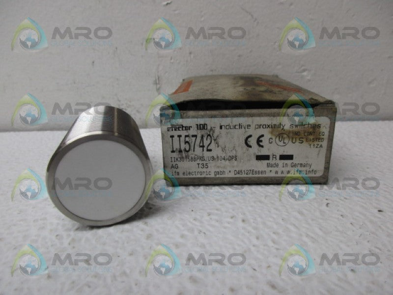 IFM EFECTOR II5742 INDUCTIVE PROXIMITY SENSOR *NEW IN BOX*