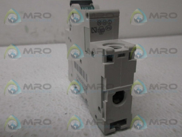 SCHNEIDER 24308 CIRCUIT BREAKER 4A  NSNP