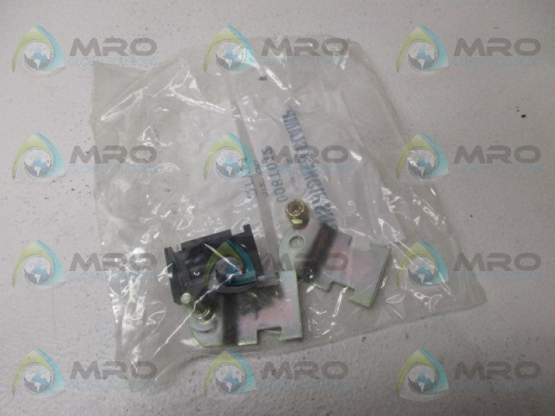 CUSHIONED CLAMP 008T012 PIPE CLAMP 1/2" * NEW IN FACTORY BAG *