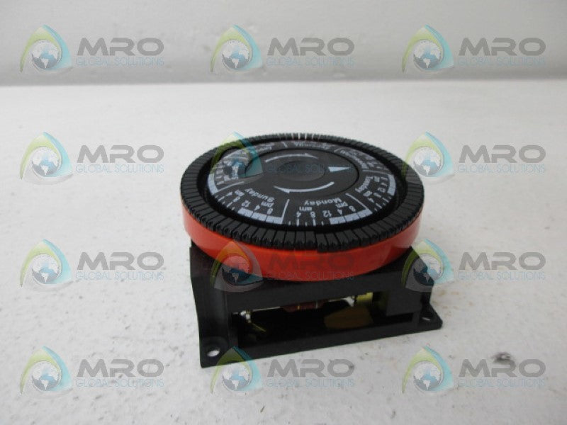 BORG 880 TIME CLOCK *NEW IN BOX*