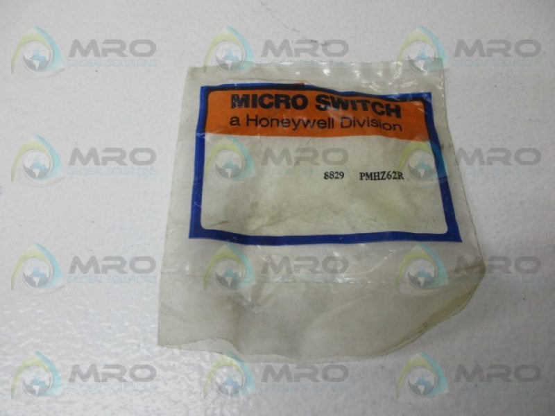 MICRO SWITCH PMHZ62R RED PUSHBUTTON CAP NSMP