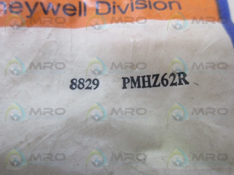 MICRO SWITCH PMHZ62R RED PUSHBUTTON CAP NSMP