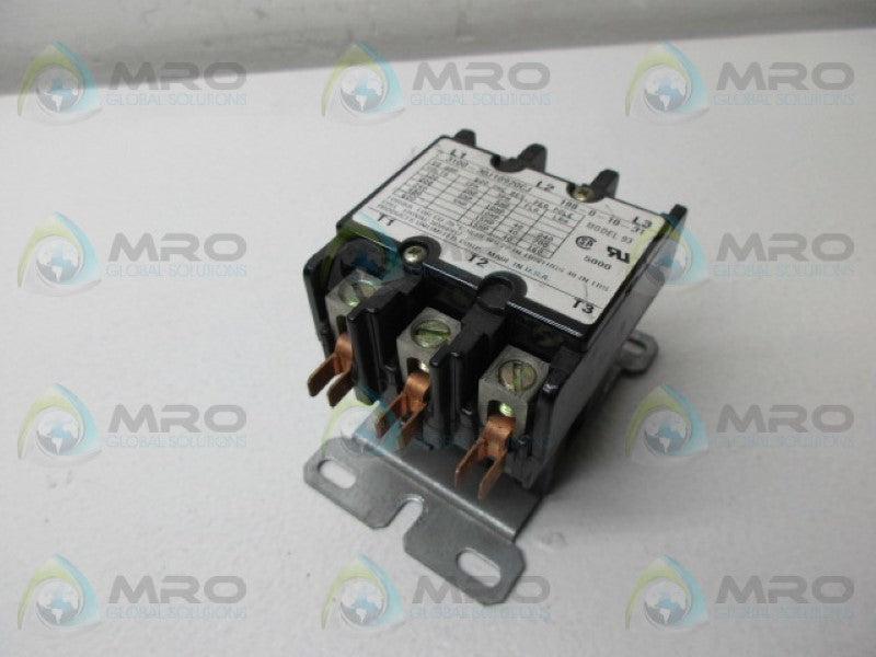 PRODUCTS UNLIMITED 93 3100-30J10920CJ CONTACTOR 120VAC *USED*