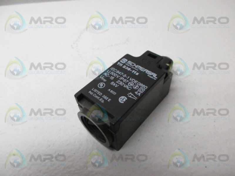 SCHMERSAL TR236-11Z LIMIT SWITCH *NEW NO BOX*