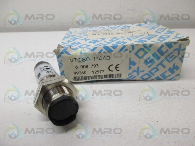 SICK VT180-P440 PHOTOELECTRIC SENSOR *NEW IN BOX*