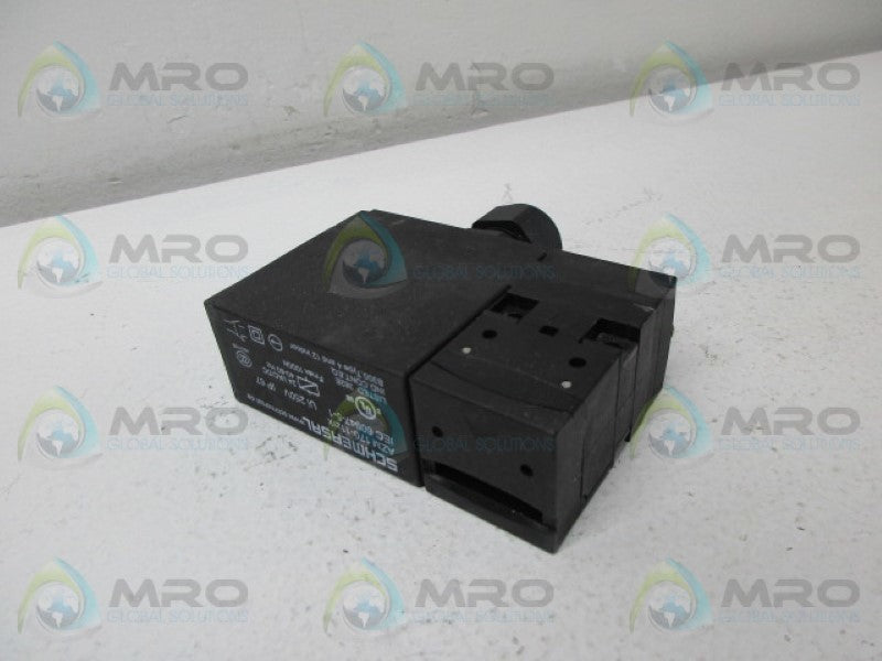SCHMERSAL AZM170-11zrk 24VAC/DC *NEW IN BOX*
