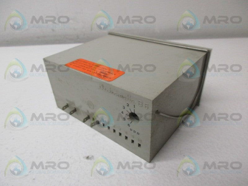 ELECTROMALTIC  CR4030B6 DIGITAL TACHOMETER  UNMP