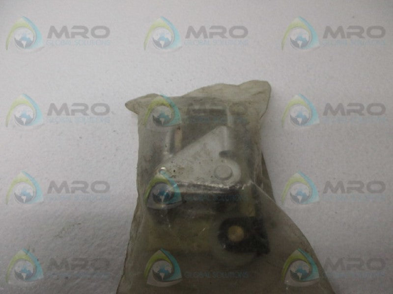 MILLER 330-627 CAM LEVER * NEW IN FACTORY BAG *