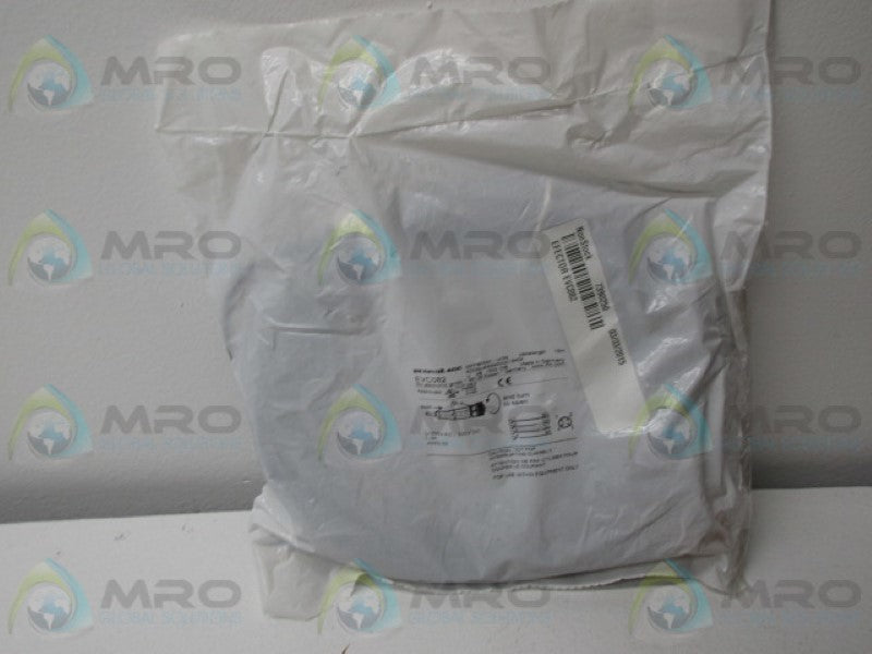 IFM EFECTOR EVC082 CABLE * NEW IN FACTORY BAG *
