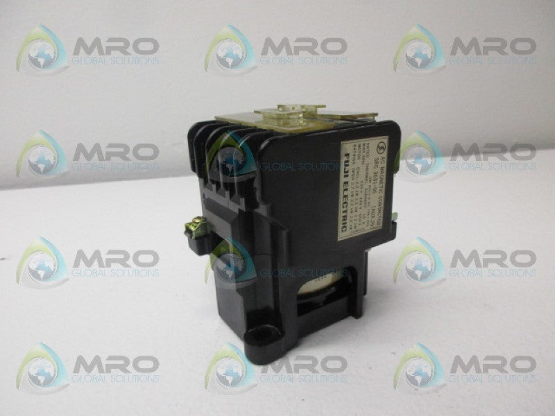 FUJI ELECTRIC SRC3631-05 MAGNETIC CONTACTOR * NEW NO BOX *