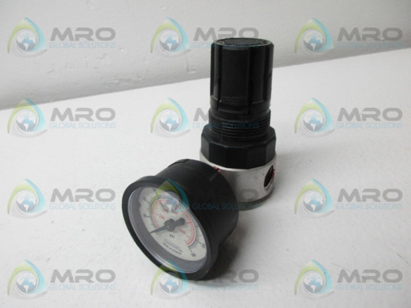 WATTS  R374-02C PRESSURE GAUGE  UNMP