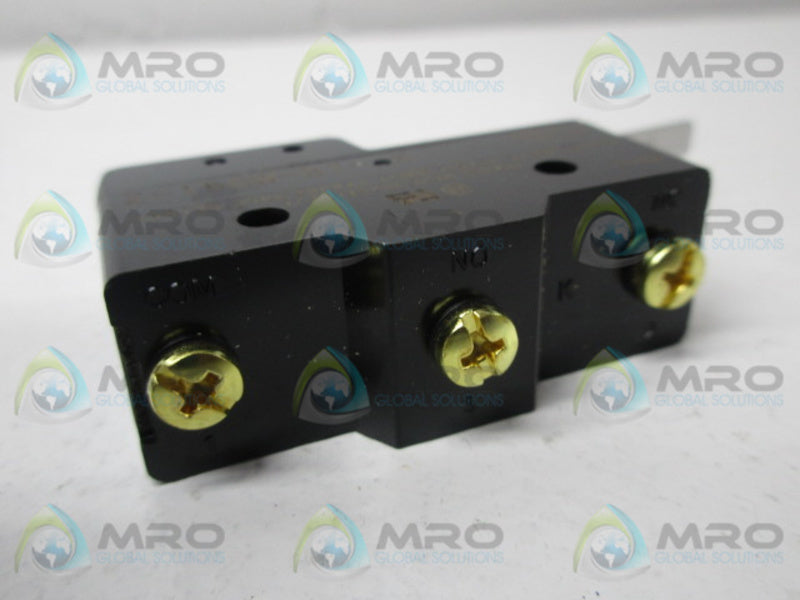 OMRON Z-15GW-B7-K SNAP SWITCH (MISSING ACCESSORIES)  NSNP