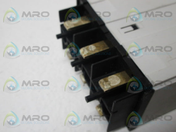 KLOCKNER MOELLER ZM-16-8-PKZ2 MOTOR PROTECTION TRIP BLOCK * USED *