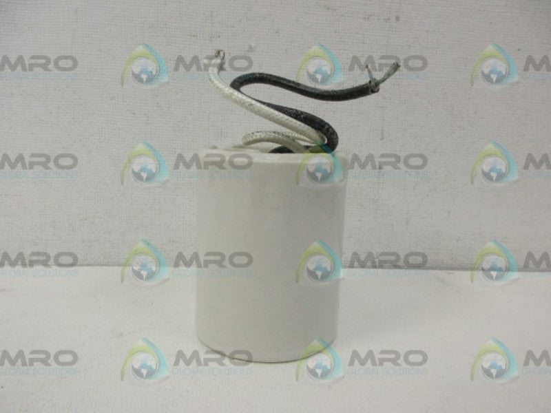 SYLVANIA 4-KV PORCELAIN LIGHT BULB SOCKET NSNP